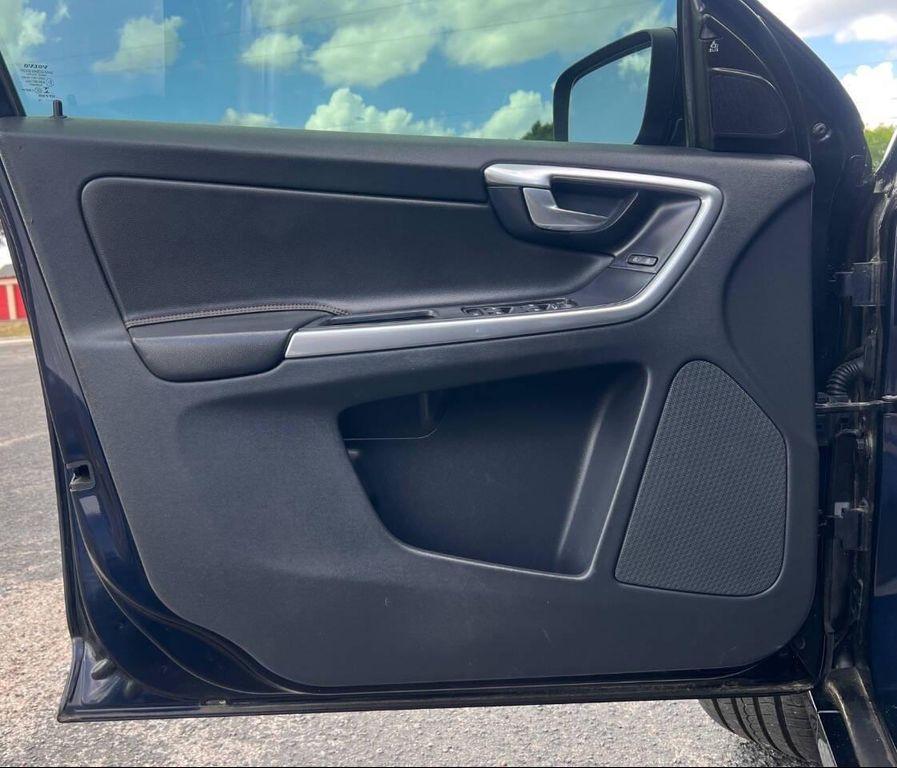 used 2016 Volvo XC60 car, priced at $11,900
