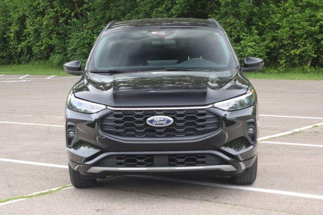 used 2024 Ford Escape car, priced at $22,948