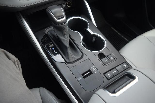 used 2021 Toyota Highlander car, priced at $21,448