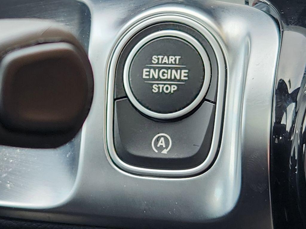 used 2026 Mercedes-Benz GLB 250 car, priced at $45,415