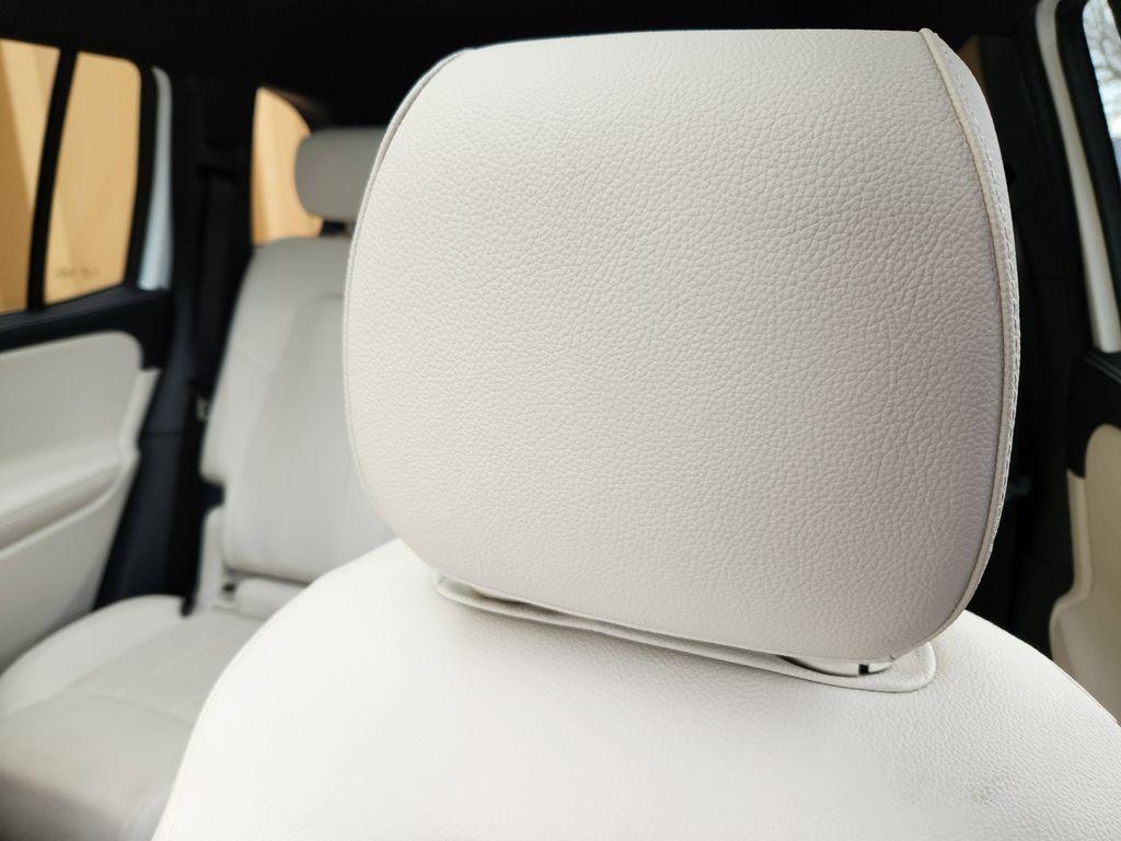 used 2026 Mercedes-Benz GLB 250 car, priced at $45,415