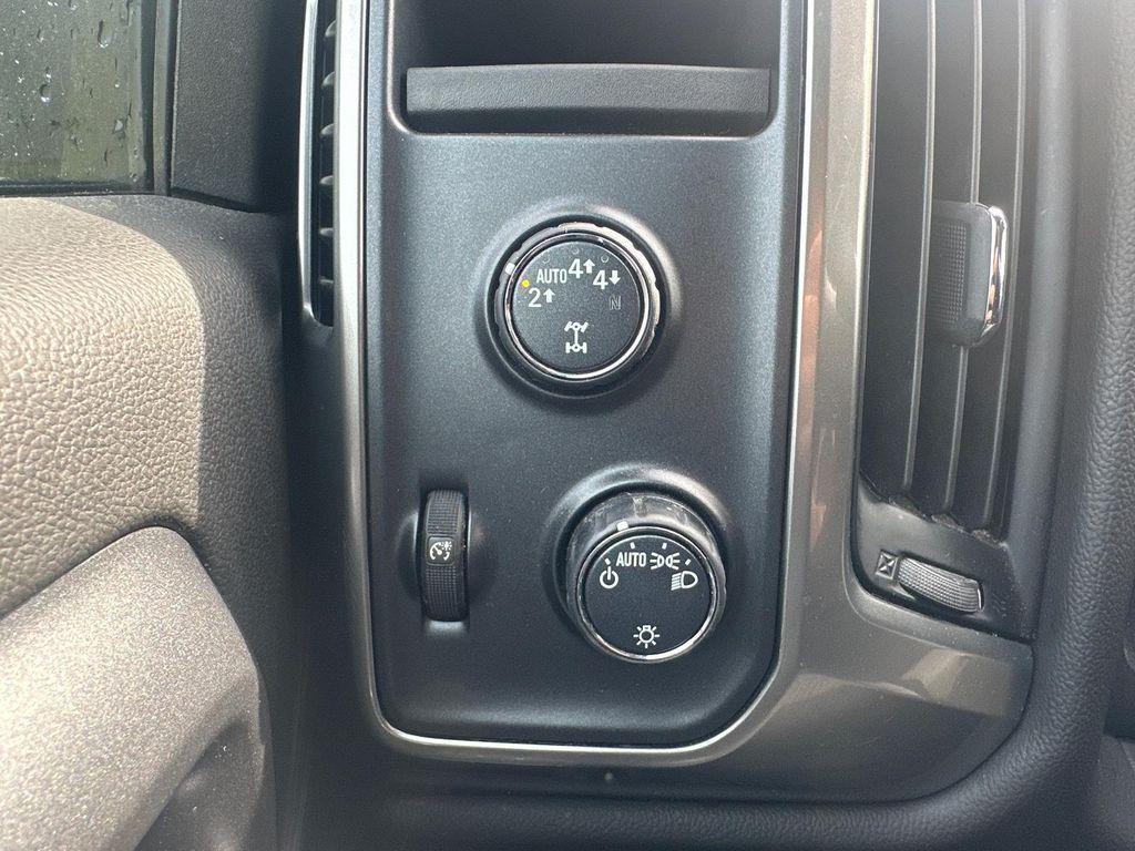 used 2018 Chevrolet Silverado 1500 car, priced at $22,000