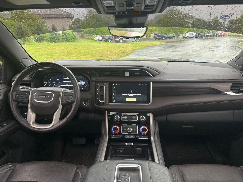 used 2024 GMC Yukon XL car, priced at $70,000