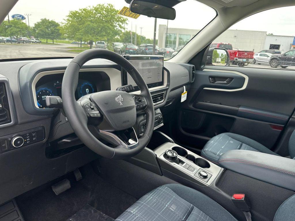 new 2025 Ford Bronco Sport car, priced at $35,000