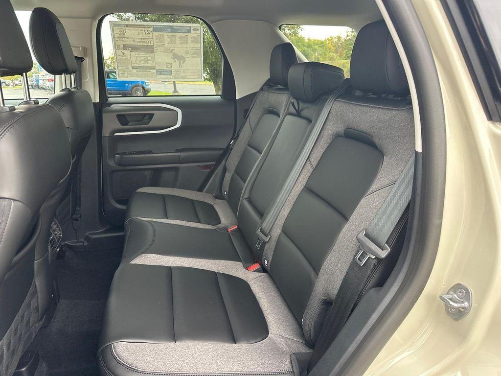 new 2025 Ford Bronco Sport car, priced at $35,000