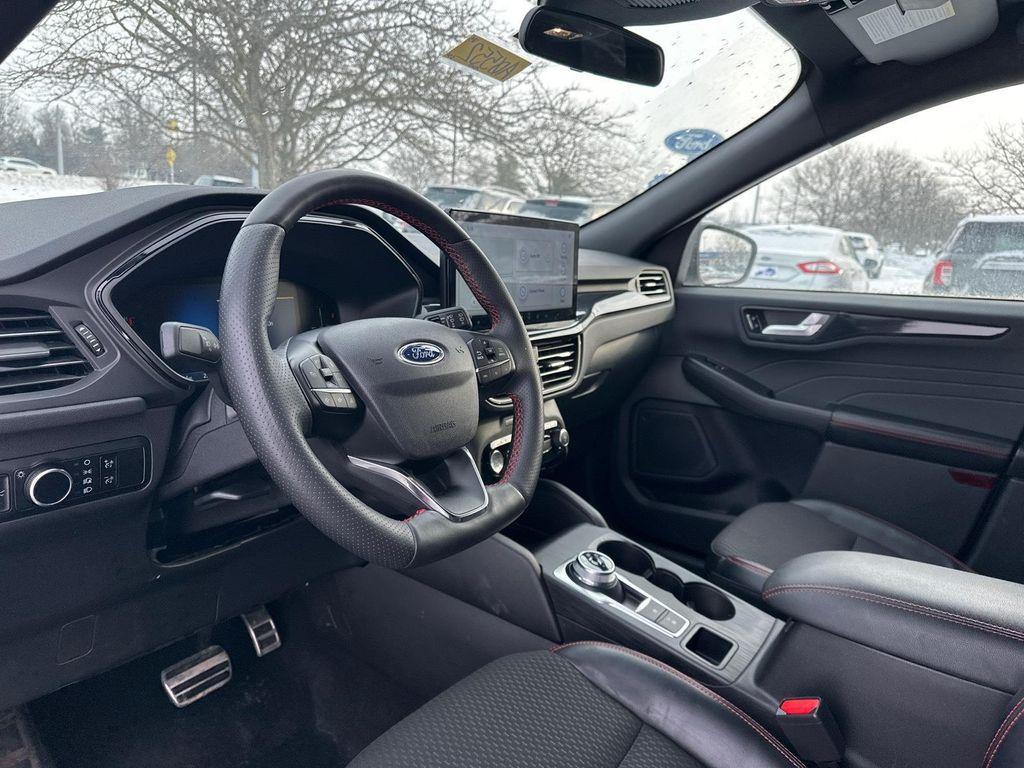 used 2023 Ford Escape car, priced at $22,500