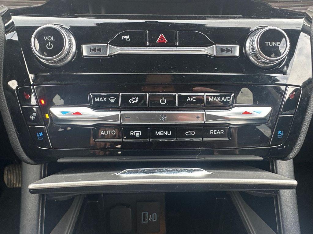 used 2023 Ford Explorer car, priced at $34,500