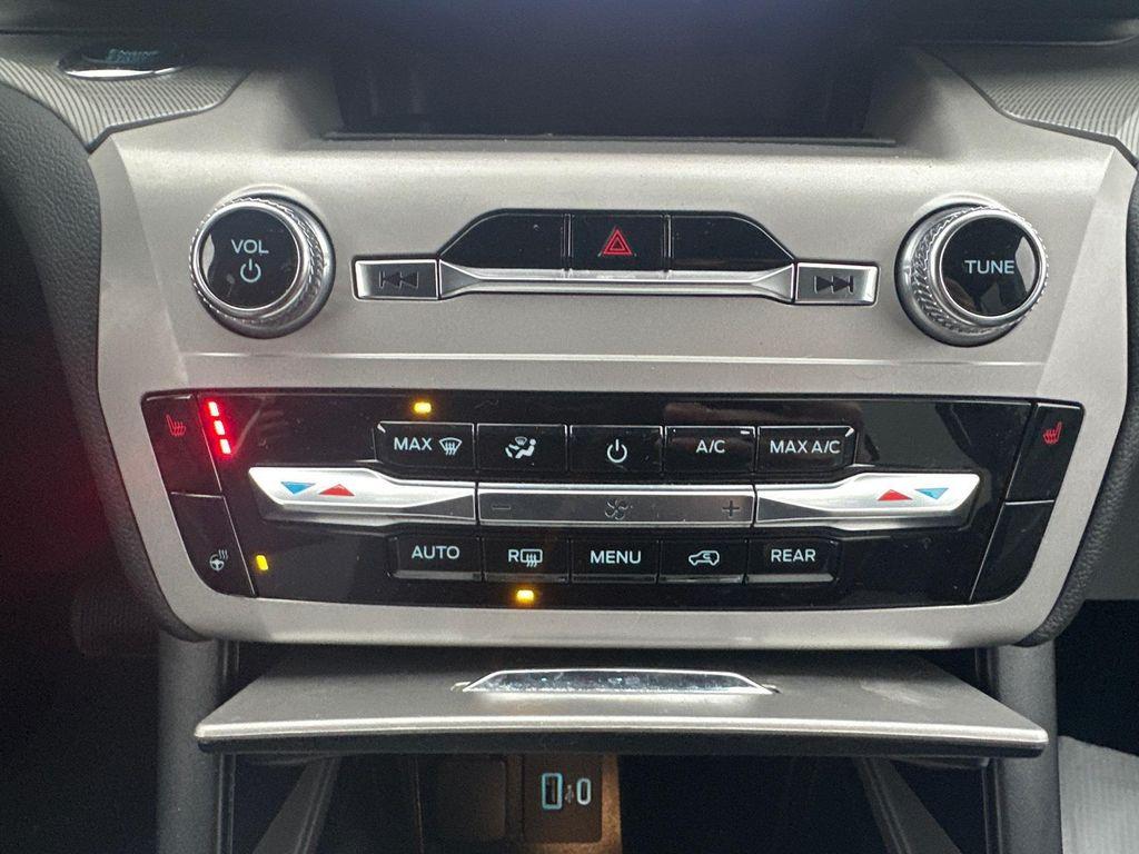 used 2023 Ford Explorer car, priced at $33,000