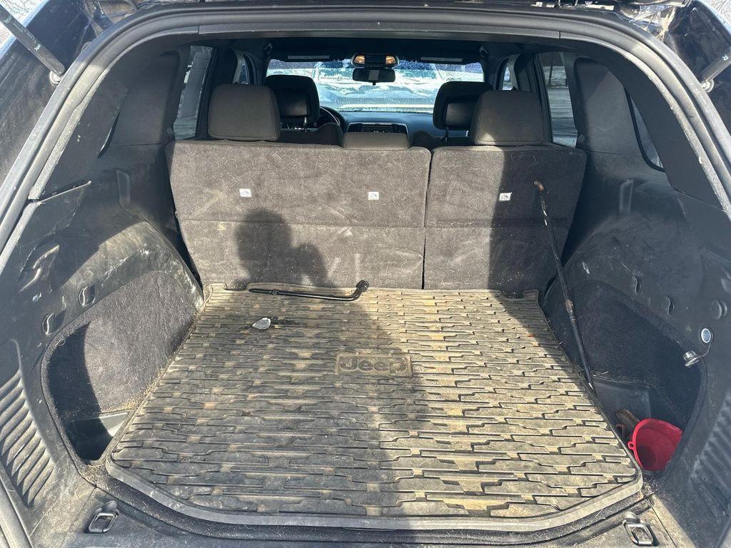 used 2015 Jeep Grand Cherokee car, priced at $7,500