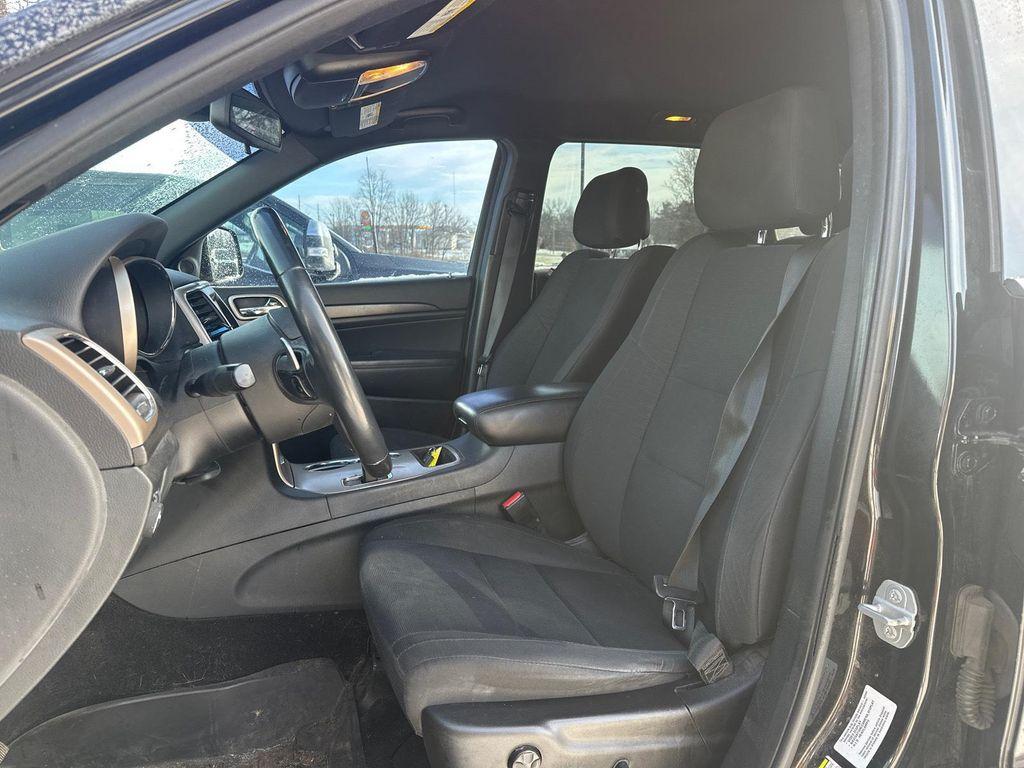 used 2015 Jeep Grand Cherokee car, priced at $7,500