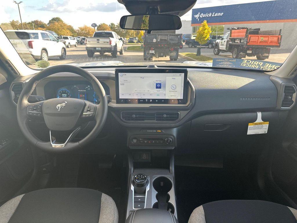 new 2025 Ford Bronco Sport car, priced at $33,000