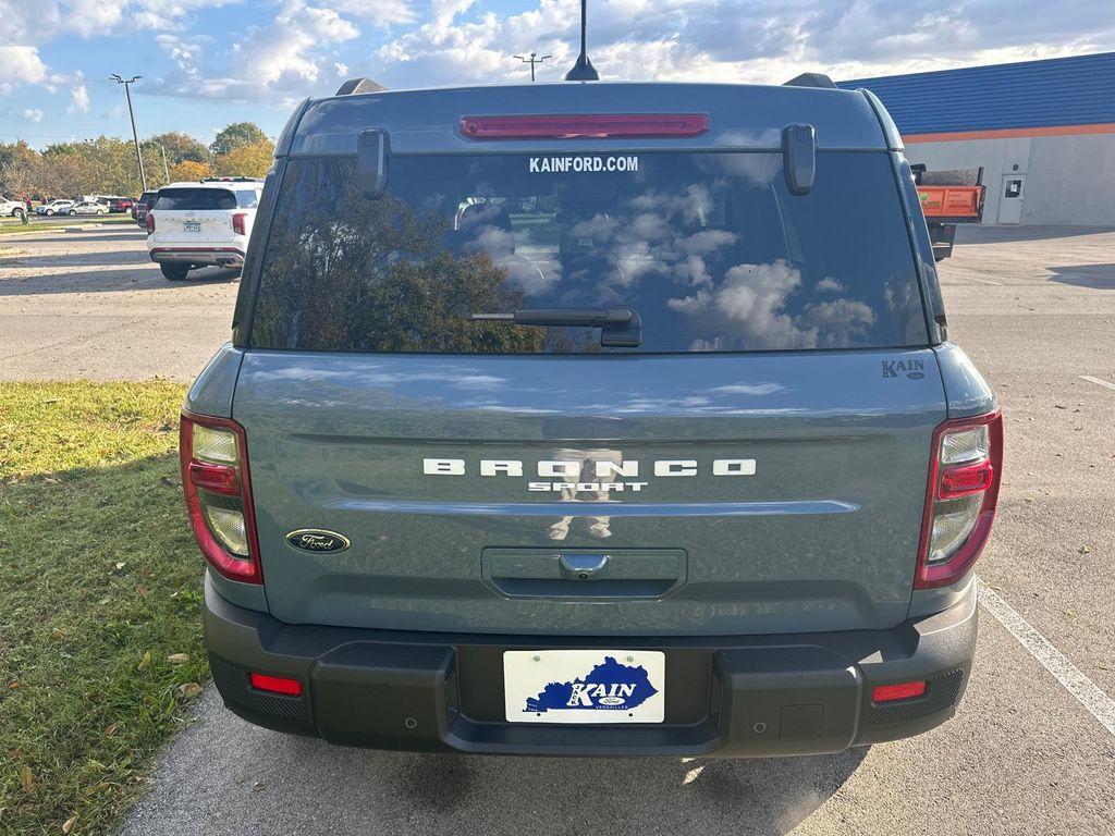 new 2025 Ford Bronco Sport car, priced at $33,000
