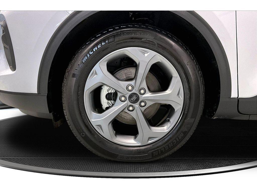 used 2025 Ford Escape car, priced at $24,237