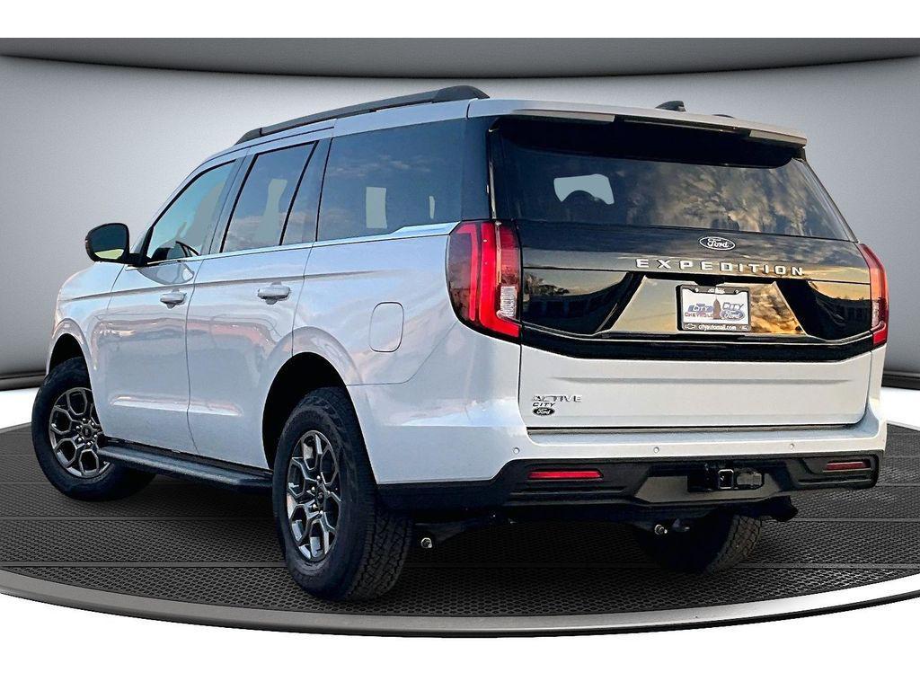 new 2025 Ford Expedition car, priced at $64,535