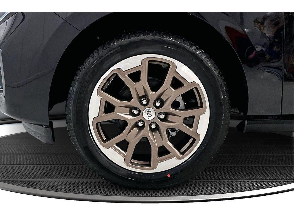 new 2025 Ford Expedition car, priced at $82,476