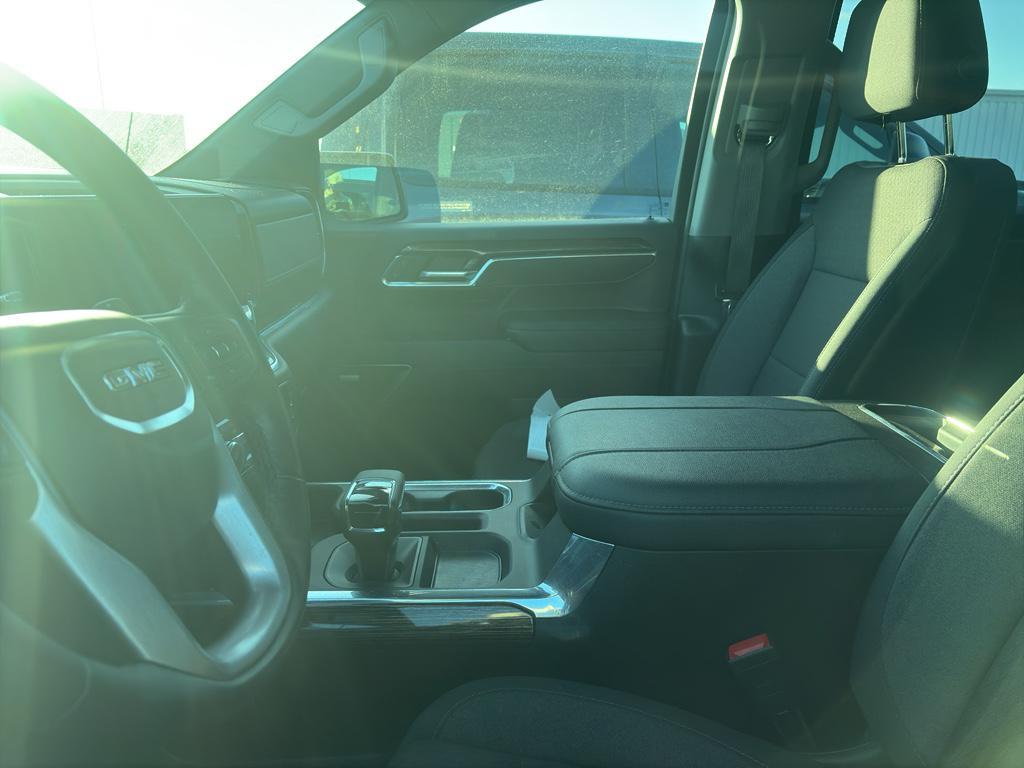 used 2023 GMC Sierra 1500 car, priced at $43,028