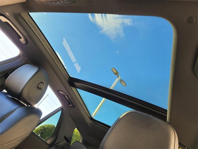 used 2025 Mercedes-Benz GLE 350 car, priced at $55,990