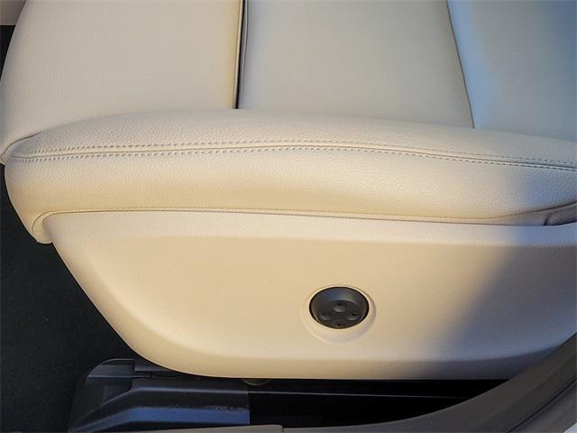 used 2020 Mercedes-Benz GLA 250 car, priced at $18,290