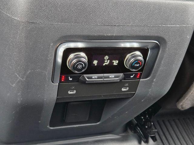 used 2022 GMC Yukon XL car, priced at $44,490