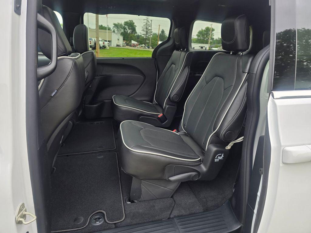 new 2027 Chrysler Pacifica car, priced at $52,770