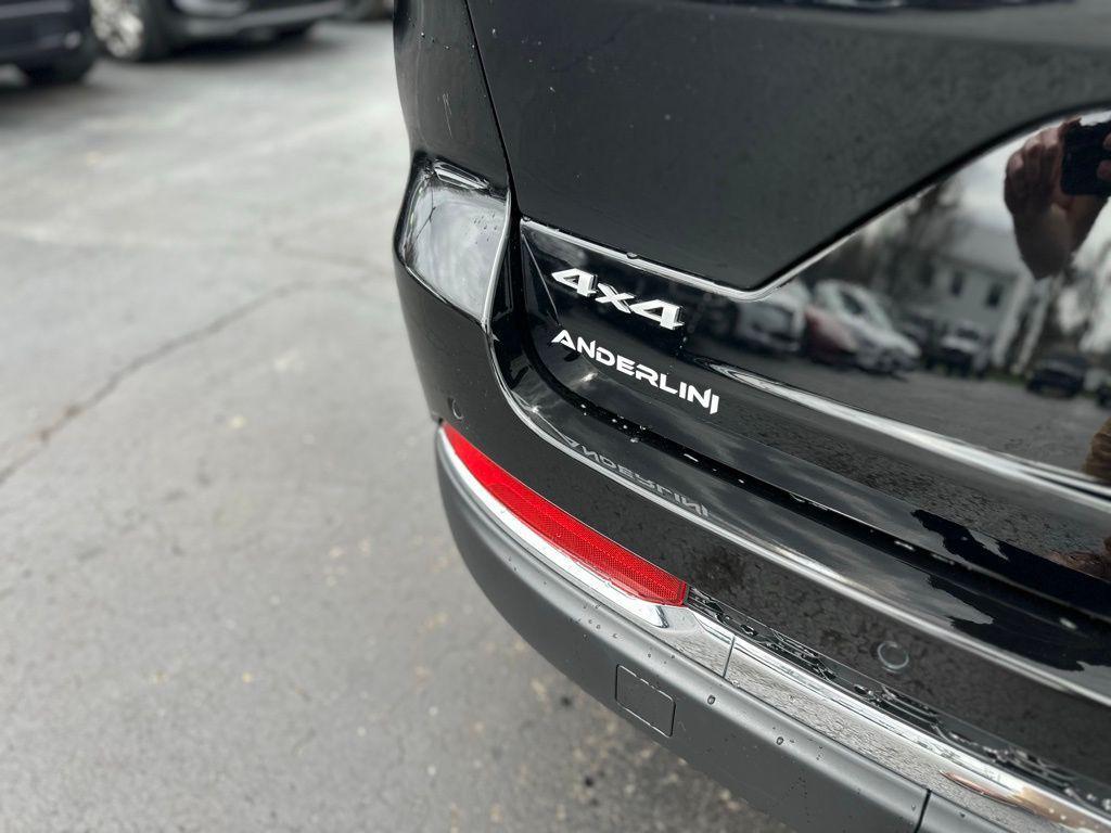 new 2026 Jeep Grand Cherokee car, priced at $39,282
