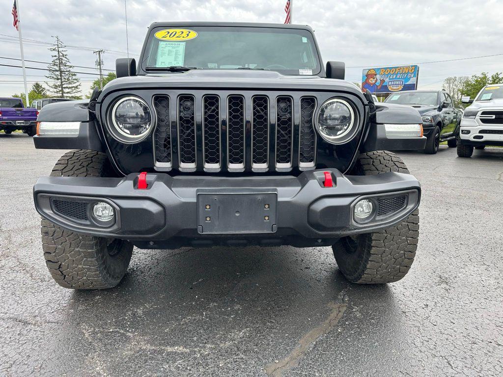 used 2023 Jeep Gladiator car, priced at $37,371