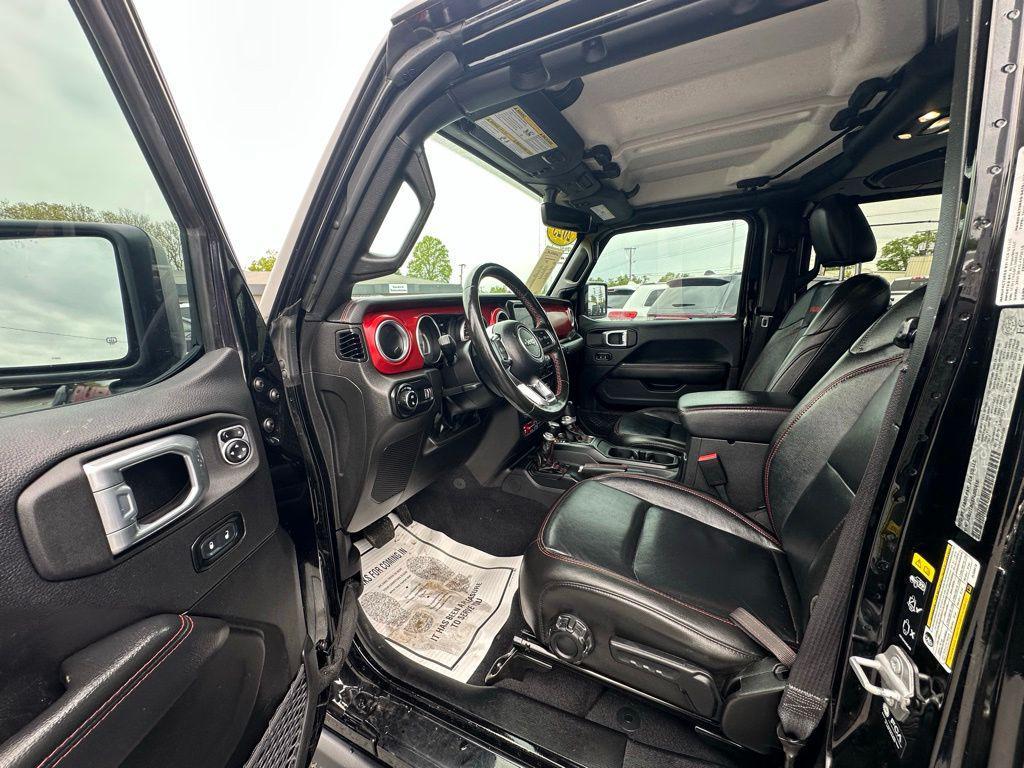 used 2023 Jeep Gladiator car, priced at $37,371
