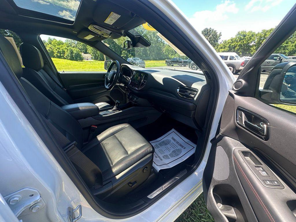 used 2025 Dodge Durango car, priced at $45,022