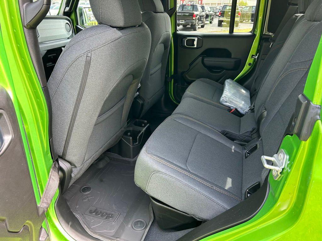 new 2026 Jeep Gladiator car, priced at $46,311