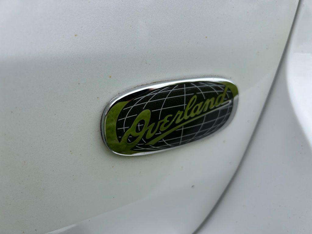 used 2019 Jeep Grand Cherokee car, priced at $22,571