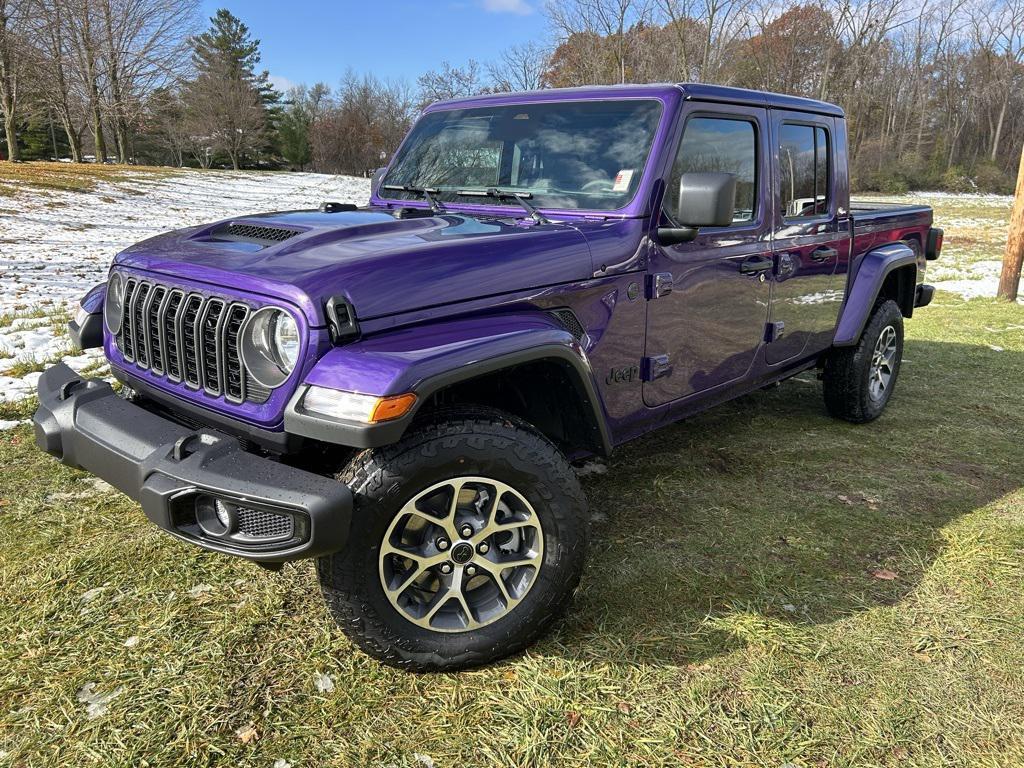 new 2026 Jeep Gladiator car, priced at $51,620