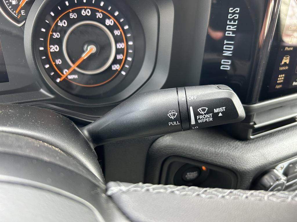 new 2026 Jeep Gladiator car, priced at $51,620