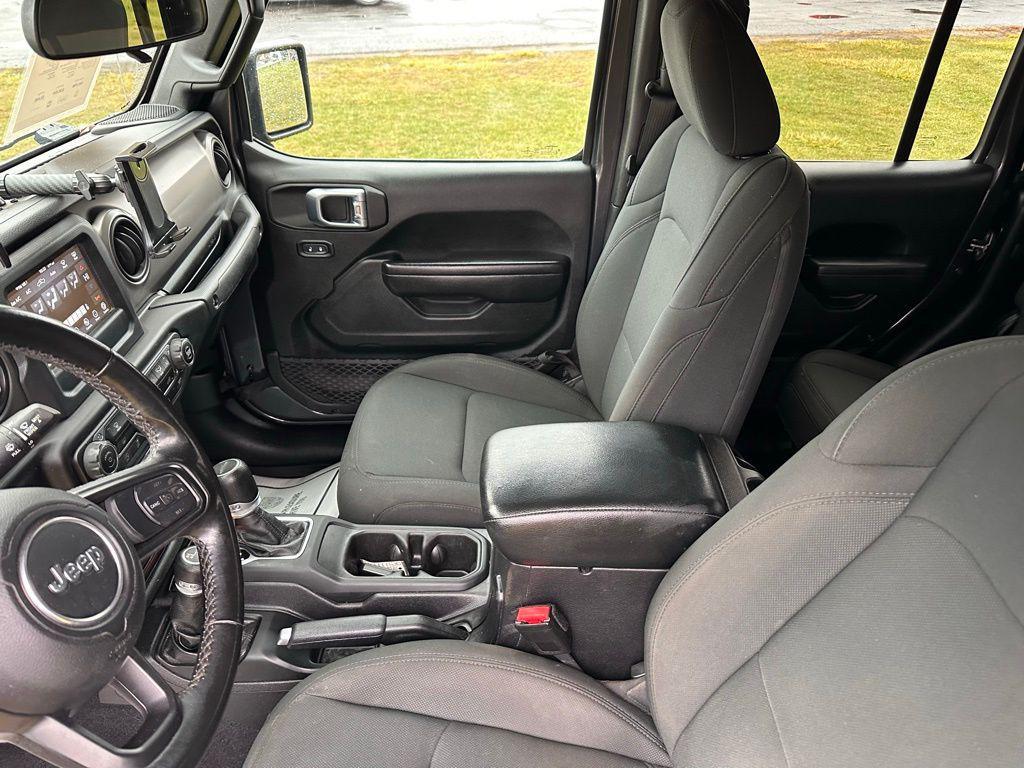 used 2021 Jeep Gladiator car, priced at $25,986