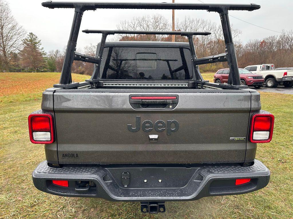used 2021 Jeep Gladiator car, priced at $25,986