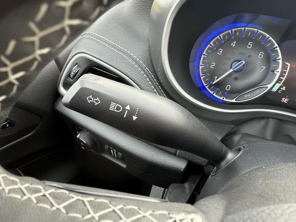 new 2026 Chrysler Pacifica car, priced at $50,275