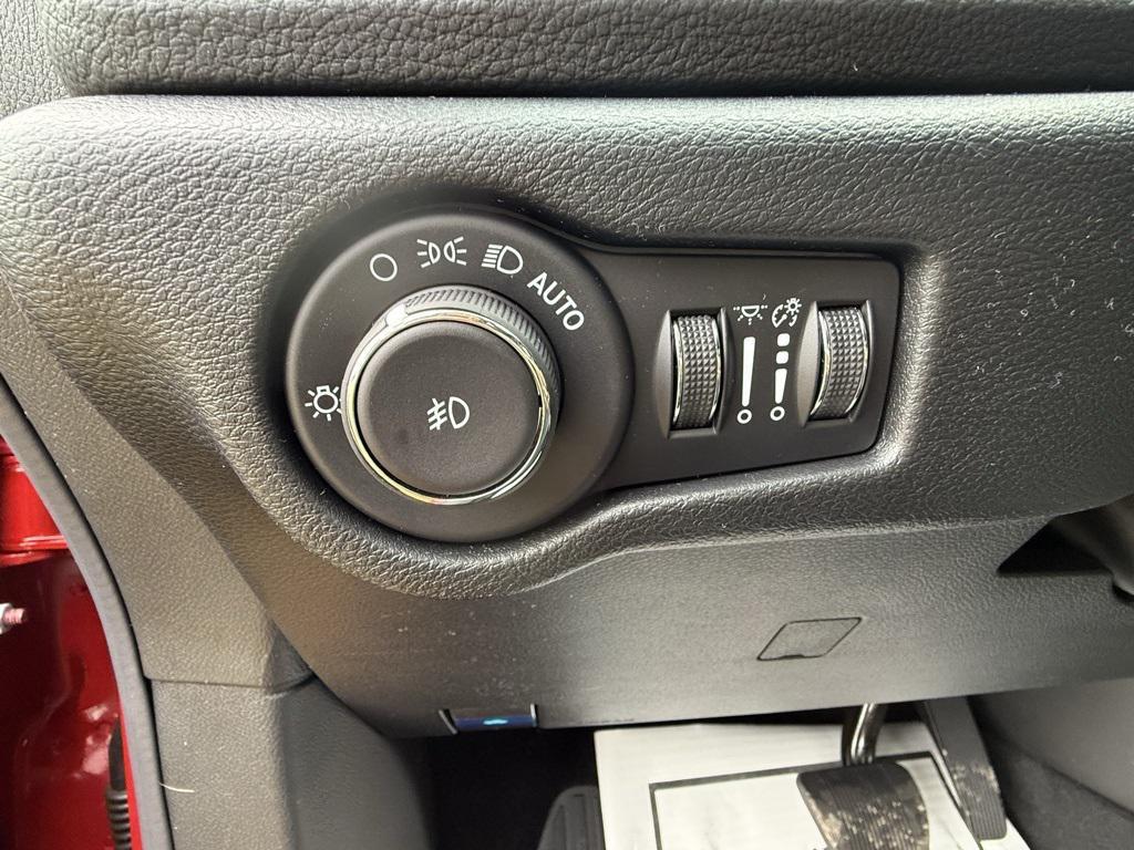 new 2026 Chrysler Pacifica car, priced at $50,275