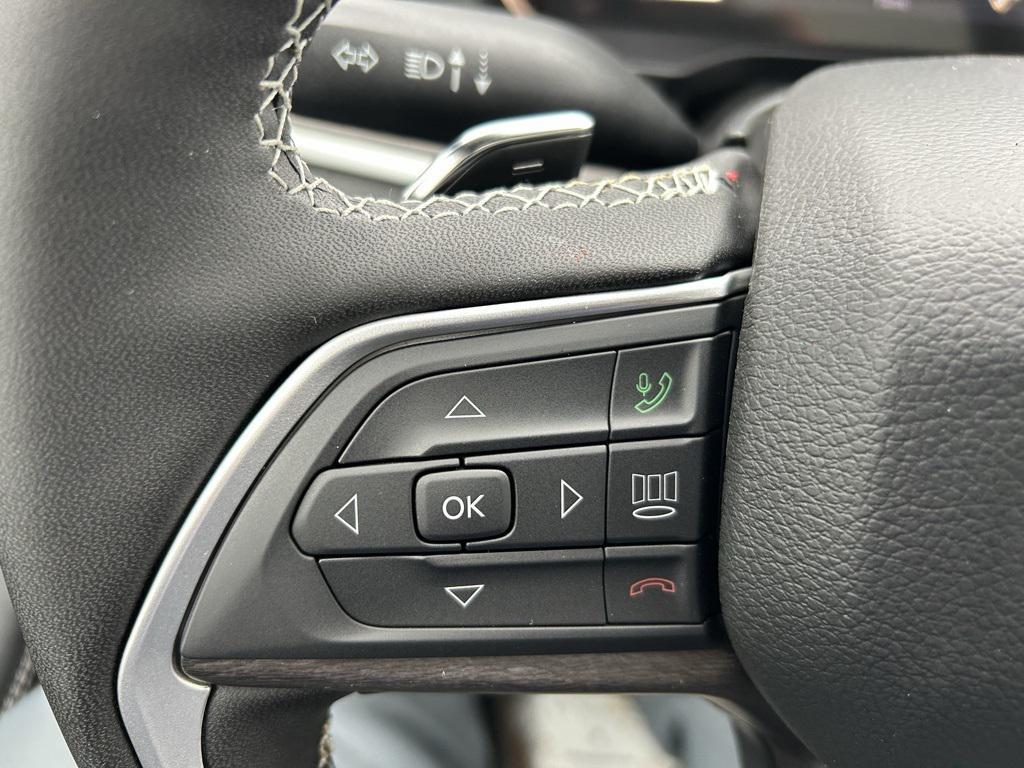 new 2025 Jeep Grand Cherokee car, priced at $54,235