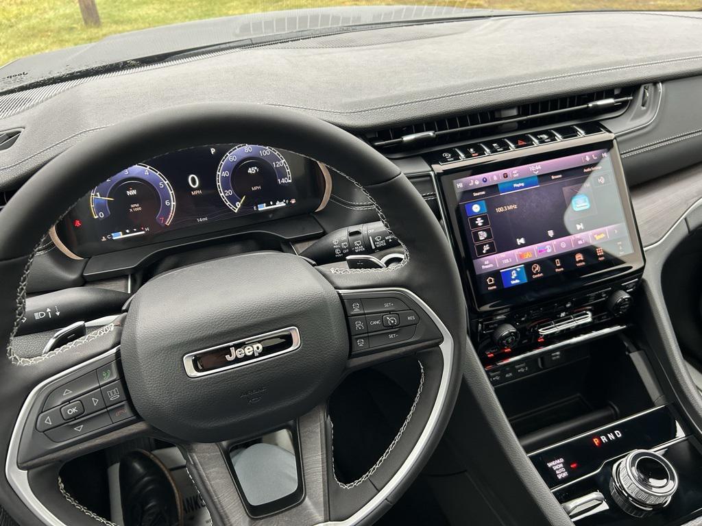 new 2025 Jeep Grand Cherokee car, priced at $54,235