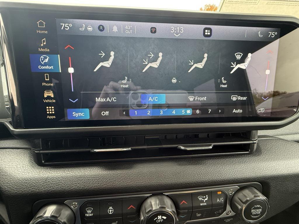 new 2026 Jeep Wrangler car, priced at $51,580