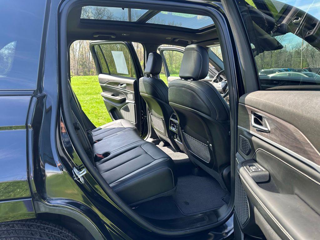 used 2026 Jeep Grand Cherokee car, priced at $43,571