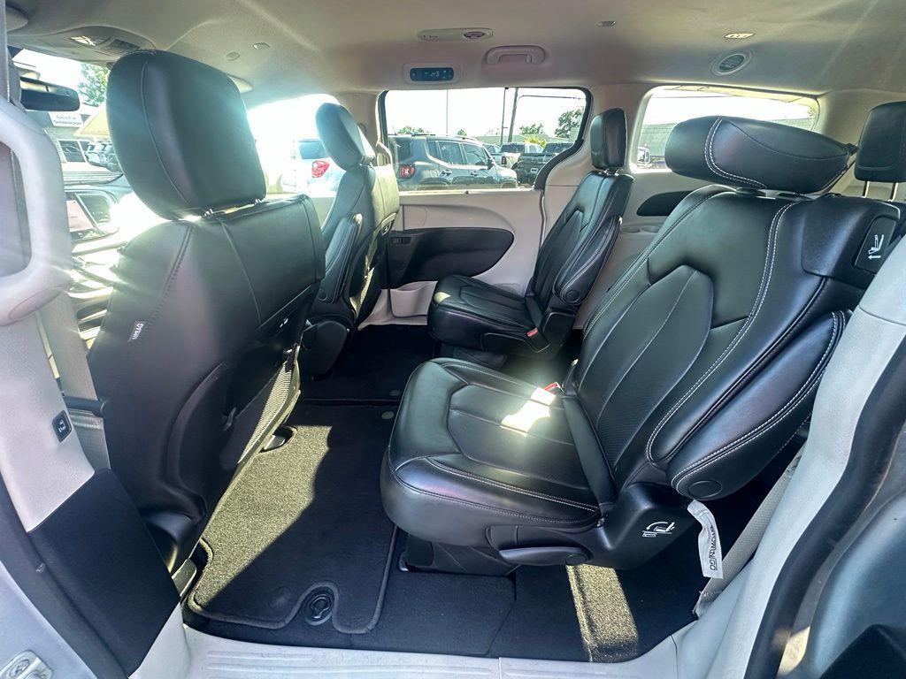 used 2023 Chrysler Pacifica car, priced at $23,222