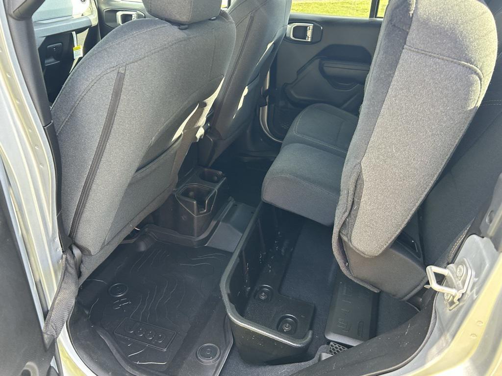 used 2024 Jeep Gladiator car, priced at $33,561