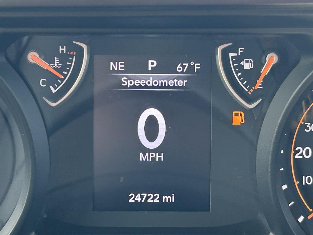 used 2024 Jeep Gladiator car, priced at $33,561