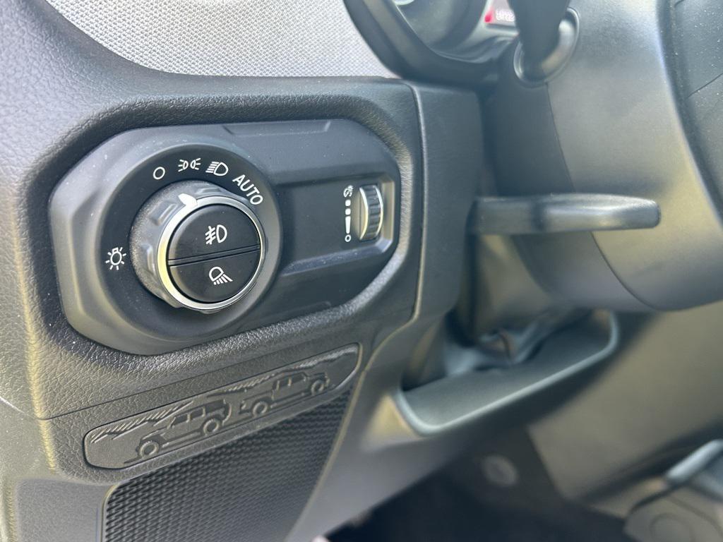 used 2024 Jeep Gladiator car, priced at $33,561