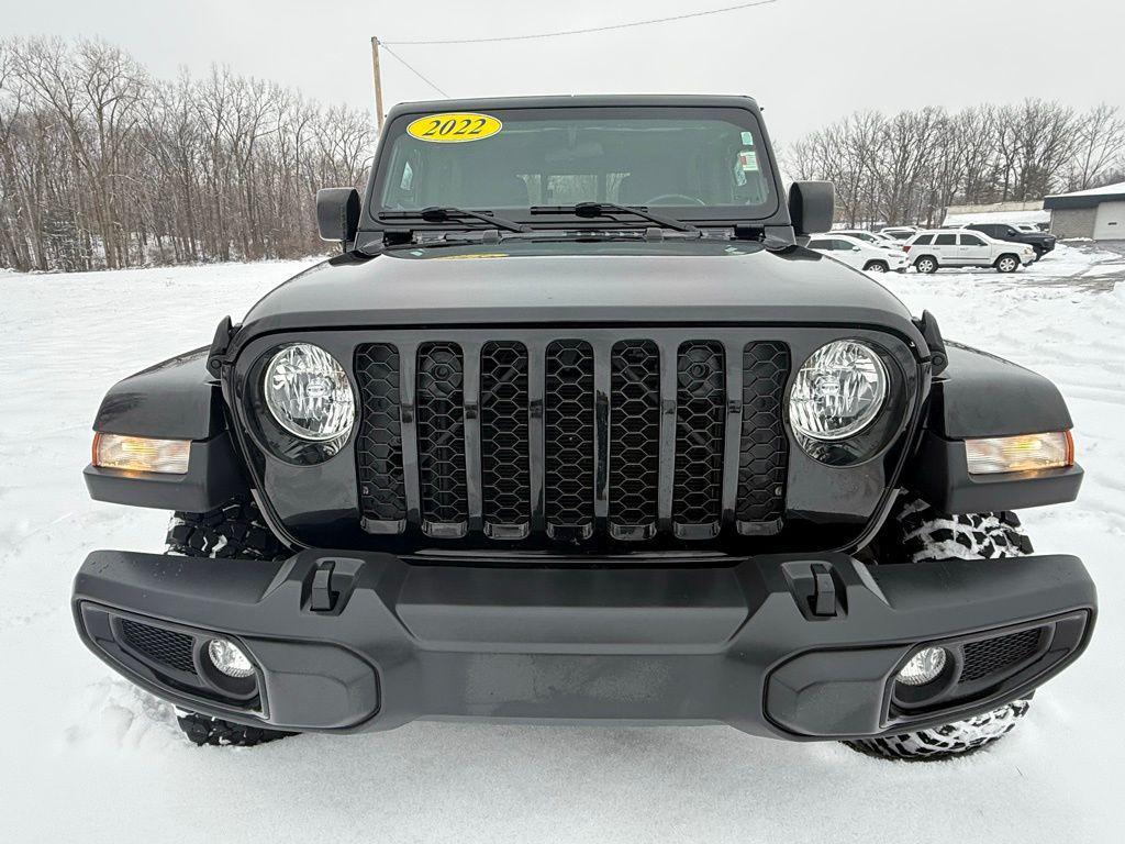 used 2022 Jeep Gladiator car, priced at $28,398