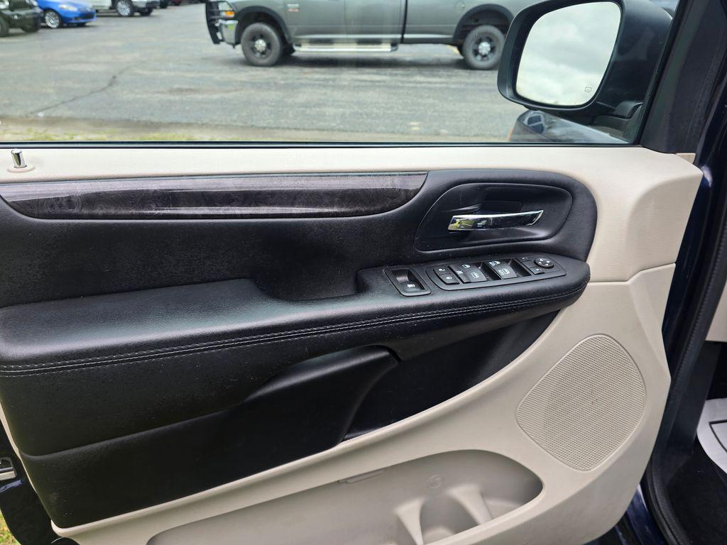 used 2016 Dodge Grand Caravan car, priced at $14,771