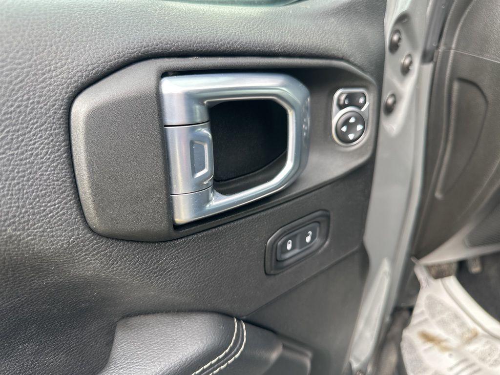 used 2021 Jeep Wrangler Unlimited car, priced at $28,771