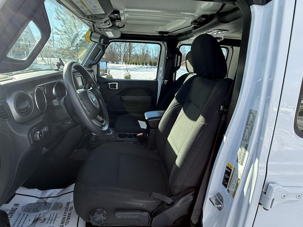used 2021 Jeep Wrangler Unlimited car, priced at $24,852
