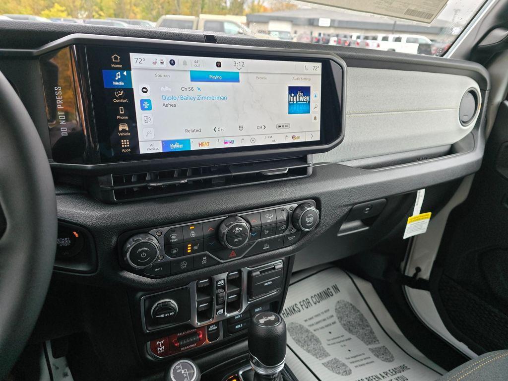 new 2026 Jeep Wrangler car, priced at $49,427