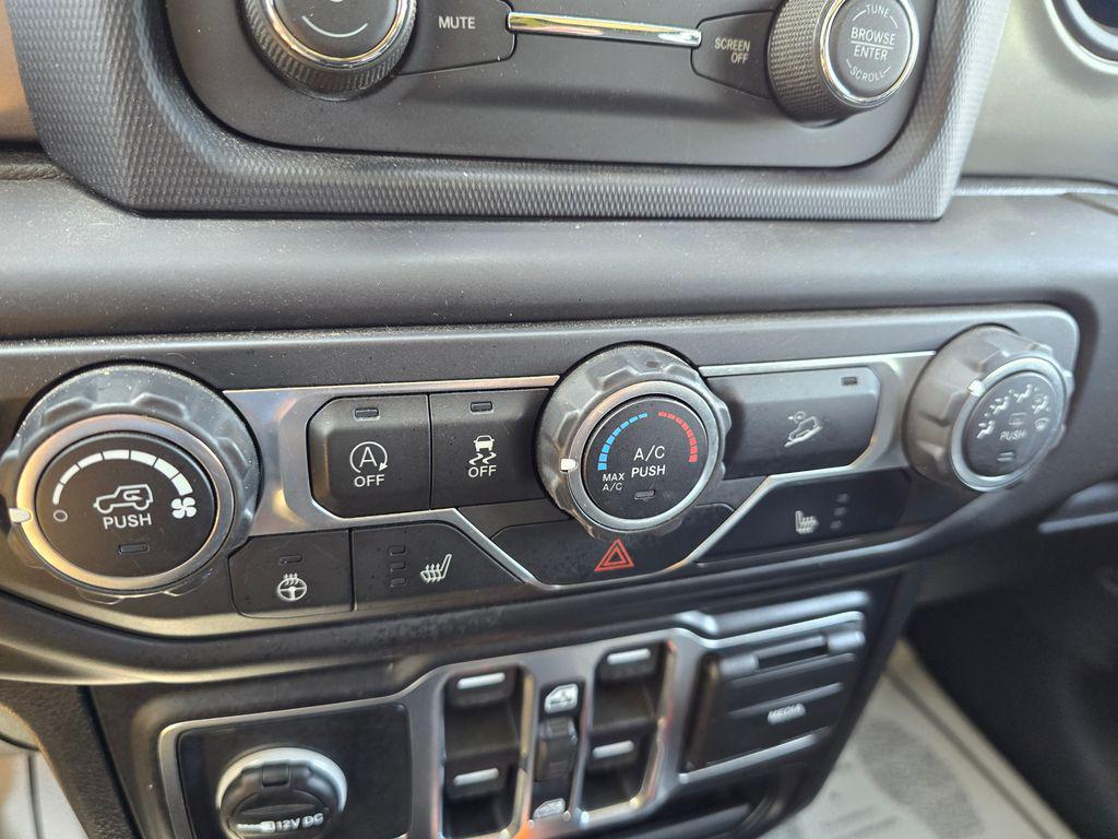 used 2020 Jeep Wrangler Unlimited car, priced at $23,971